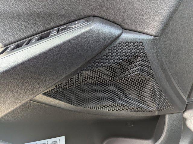 new 2025 Kia Seltos car, priced at $28,936