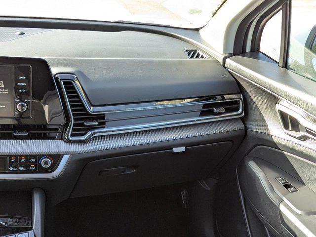 new 2025 Kia Sportage Hybrid car, priced at $30,767