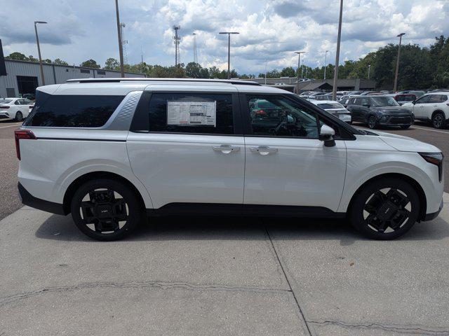 new 2025 Kia Carnival car, priced at $40,635