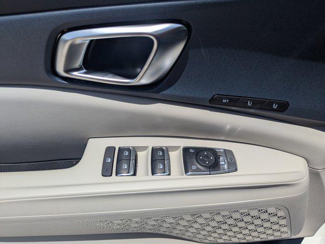 new 2025 Kia Carnival car, priced at $40,635