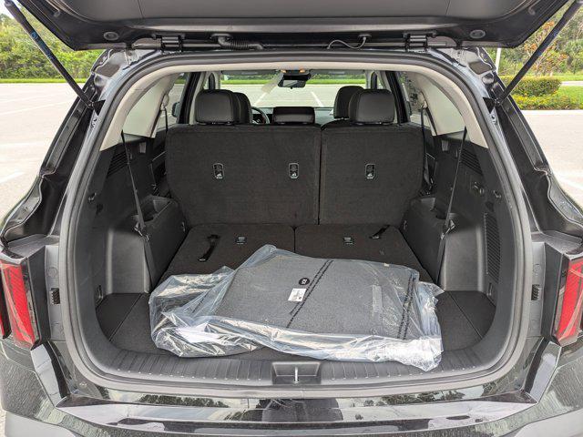 new 2025 Kia Sorento car, priced at $32,617