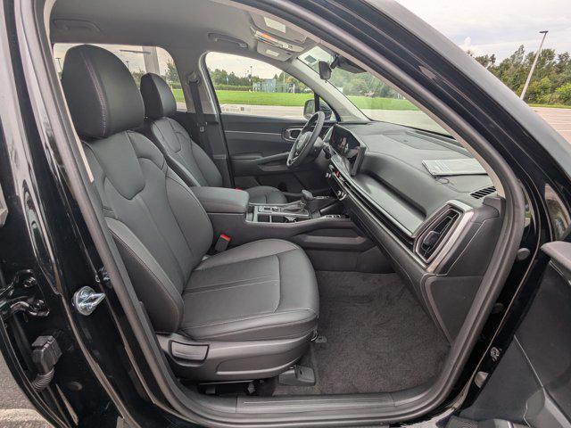 new 2025 Kia Sorento car, priced at $32,617