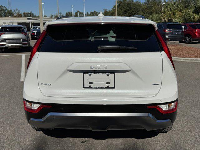 new 2025 Kia Niro car, priced at $33,184