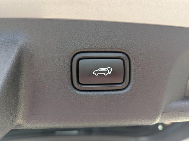 used 2023 Hyundai Palisade car, priced at $35,640