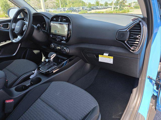 new 2025 Kia Soul car, priced at $25,114