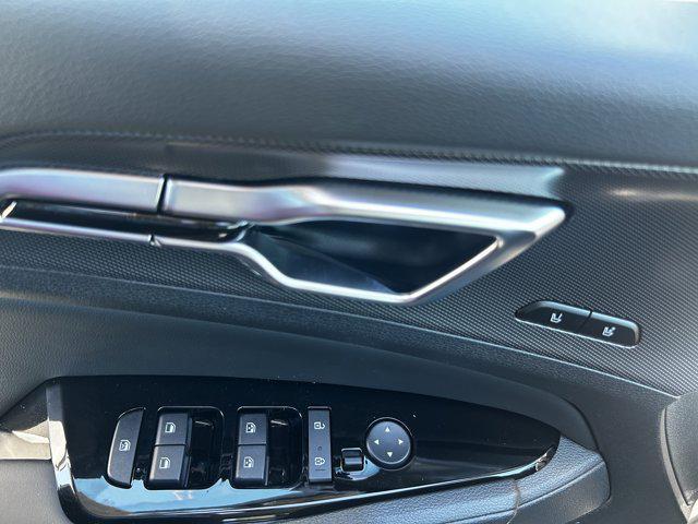 new 2025 Kia Sportage car, priced at $33,107