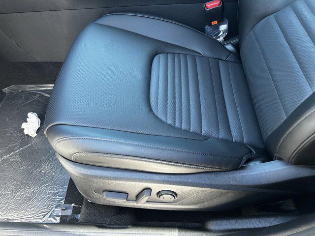 new 2025 Kia Sportage car, priced at $33,107