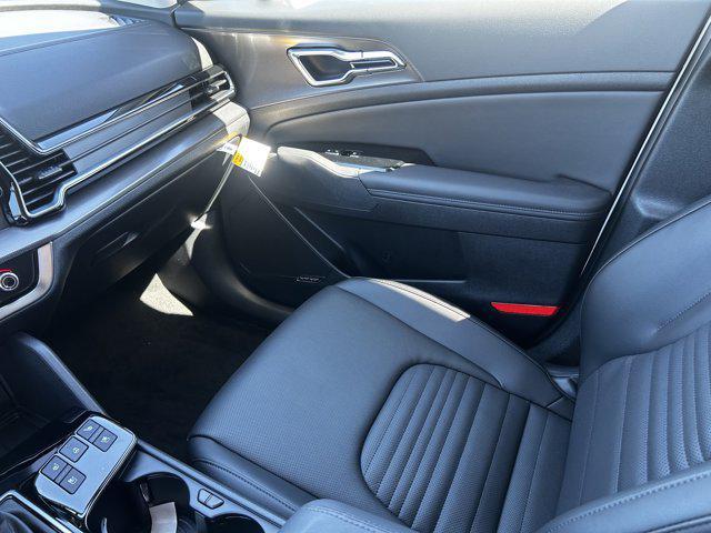 new 2025 Kia Sportage car, priced at $33,107