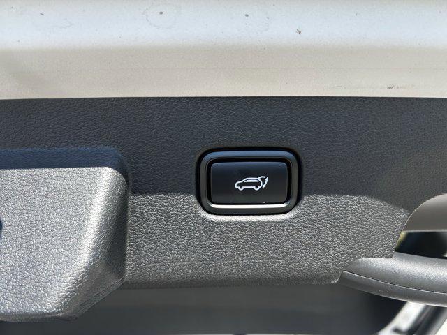 new 2025 Kia Sportage car, priced at $33,107