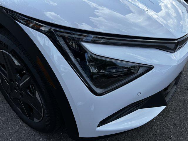 new 2025 Kia EV6 car, priced at $44,564