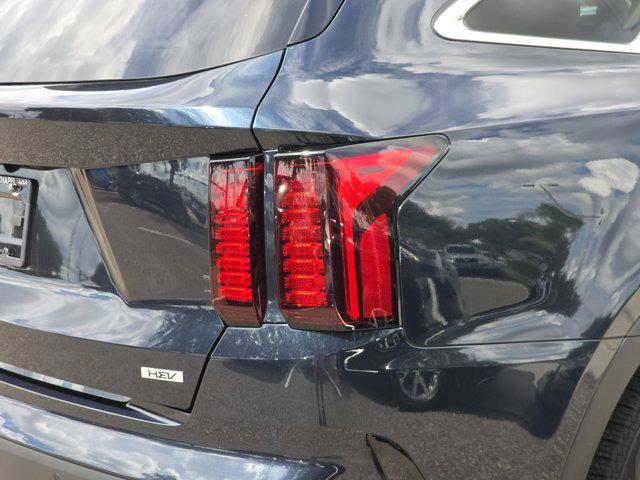 used 2023 Kia Sorento Hybrid car, priced at $26,849