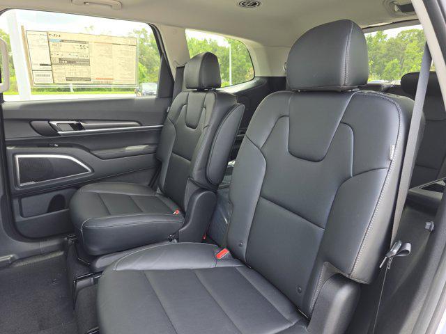 new 2025 Kia Telluride car, priced at $39,748