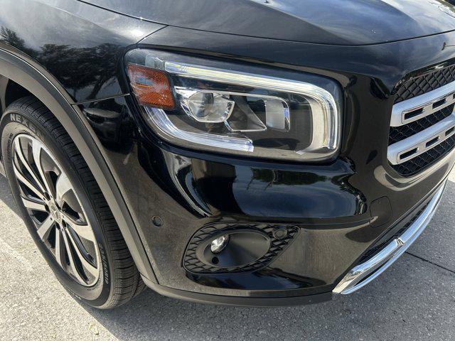 used 2021 Mercedes-Benz GLB 250 car, priced at $27,817