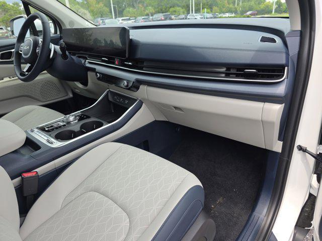 new 2026 Kia Carnival Hybrid car, priced at $49,549