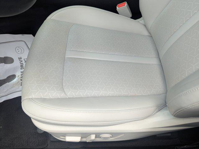 used 2023 Kia Sorento car, priced at $32,240