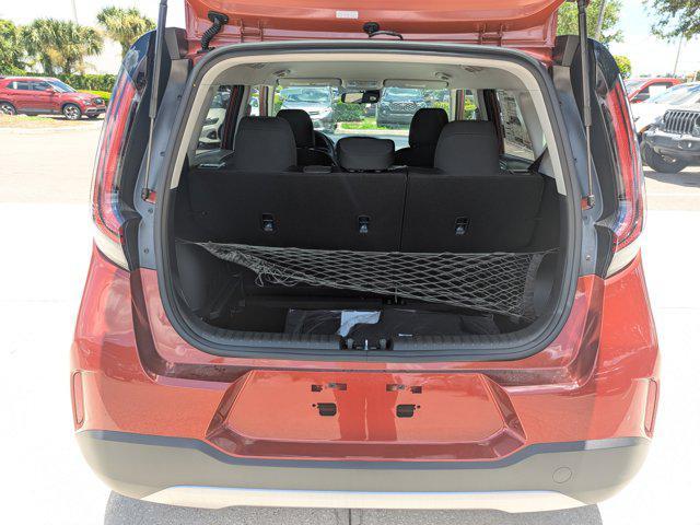 new 2025 Kia Soul car, priced at $21,423