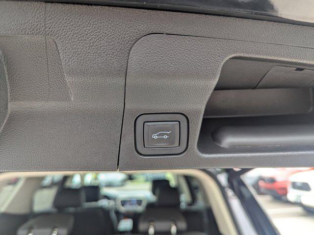 used 2023 GMC Acadia car, priced at $40,994