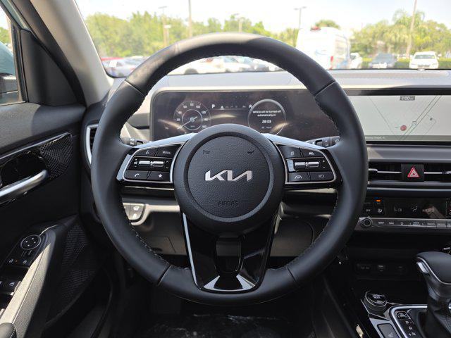 new 2025 Kia Seltos car, priced at $28,496