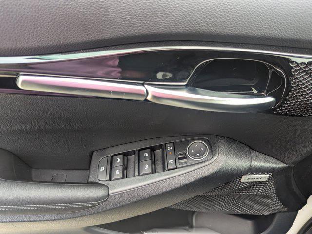 new 2025 Kia Seltos car, priced at $31,960