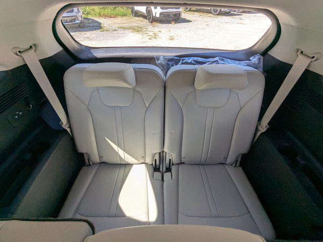 new 2026 Kia Sorento car, priced at $38,444