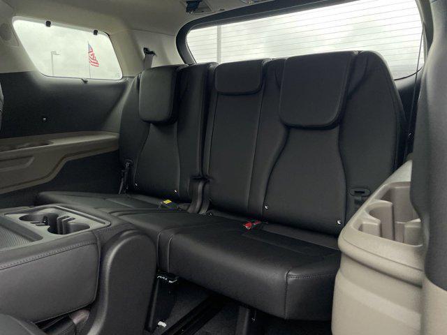 new 2025 Kia Carnival car, priced at $46,864