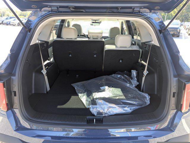 new 2025 Kia Sorento car, priced at $34,322