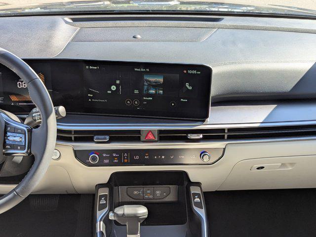 new 2025 Kia Sorento car, priced at $33,858