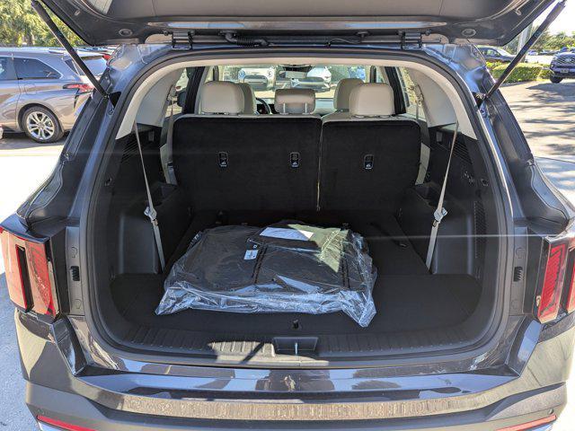 new 2025 Kia Sorento car, priced at $33,858