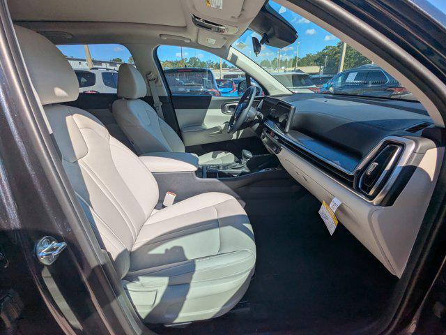 new 2025 Kia Sorento car, priced at $33,858