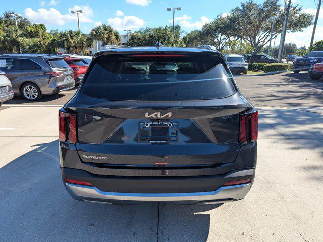 new 2025 Kia Sorento car, priced at $33,858