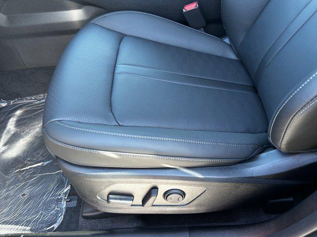 new 2025 Kia Sorento car, priced at $34,658