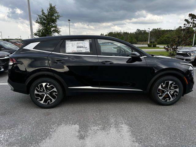 new 2025 Kia Sportage car, priced at $28,162