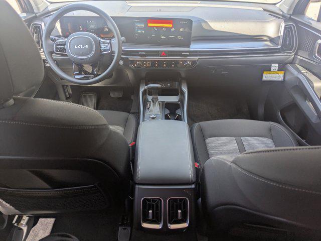 new 2025 Kia Sorento car, priced at $31,462