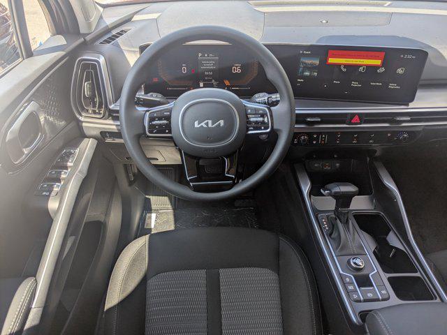 new 2025 Kia Sorento car, priced at $31,462