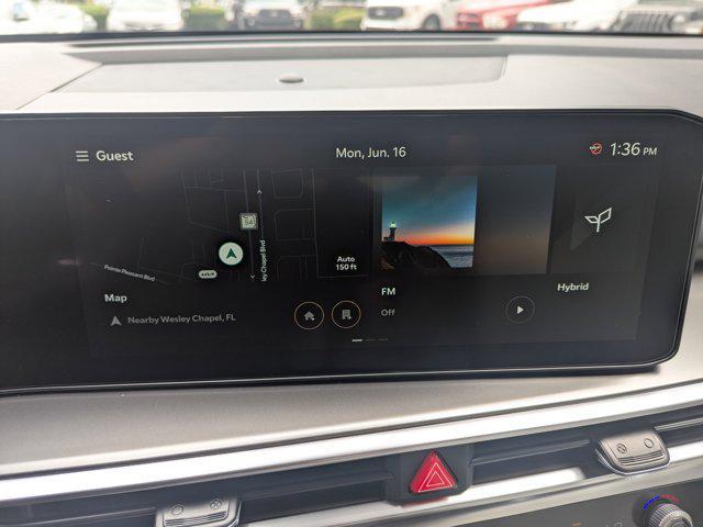 new 2025 Kia Sorento Hybrid car, priced at $37,447