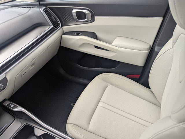 new 2025 Kia Sorento Hybrid car, priced at $37,447