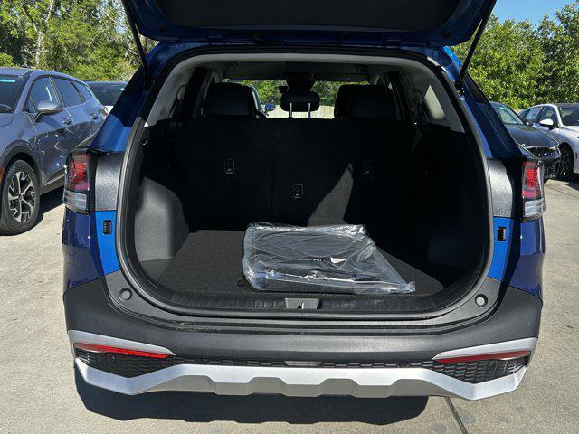 new 2025 Kia Sportage car, priced at $28,318