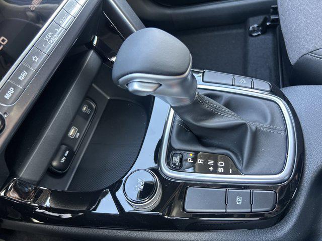 new 2025 Kia Seltos car, priced at $25,908