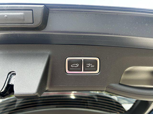new 2025 Kia Sorento car, priced at $39,042