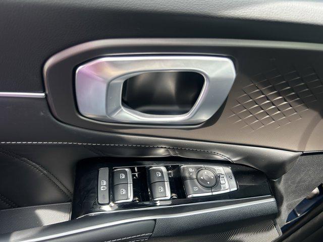 new 2025 Kia Sorento car, priced at $39,042