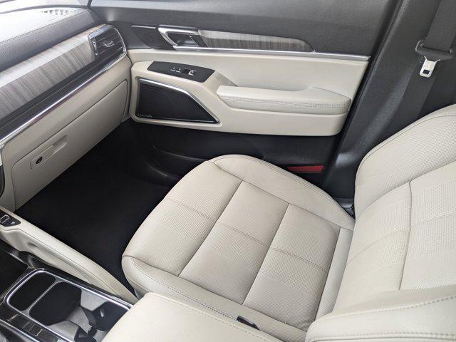 used 2023 Kia Telluride car, priced at $38,813