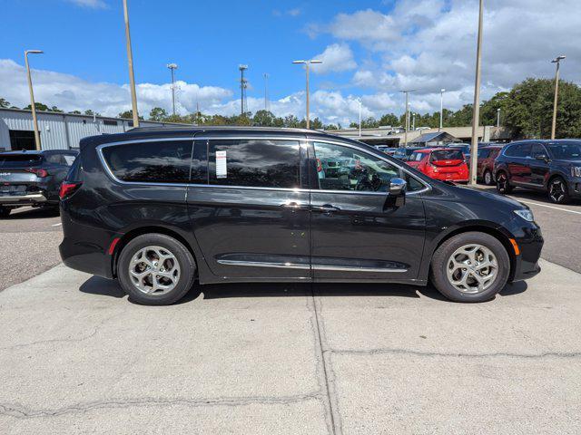 used 2023 Chrysler Pacifica car, priced at $27,250