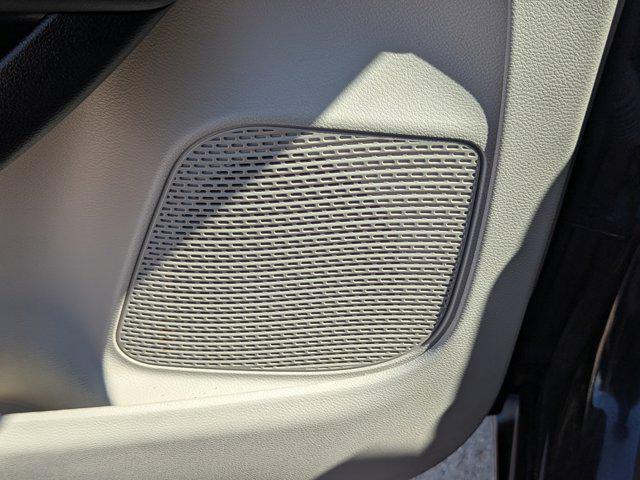 used 2023 Chrysler Pacifica car, priced at $27,250