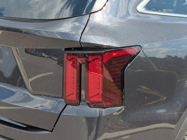 new 2025 Kia Sorento car, priced at $29,778