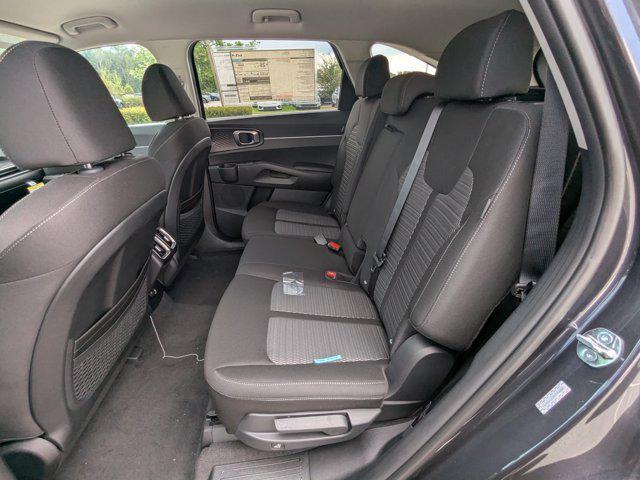 new 2025 Kia Sorento car, priced at $29,778