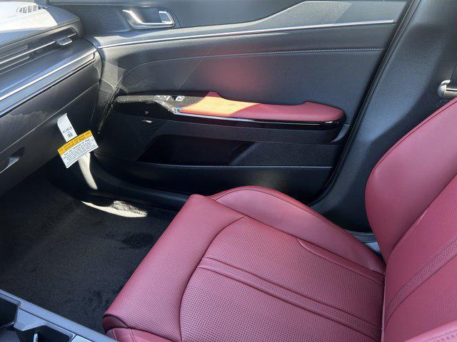 new 2025 Kia K5 car, priced at $30,200