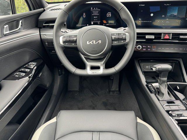 new 2025 Kia K5 car, priced at $31,402