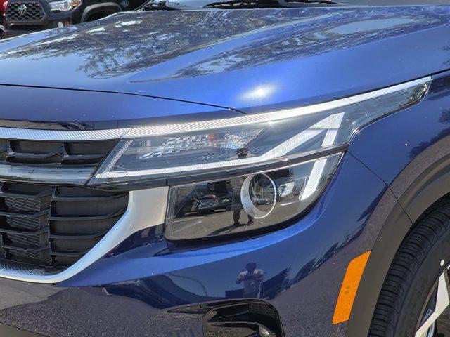 new 2025 Kia Seltos car, priced at $25,517