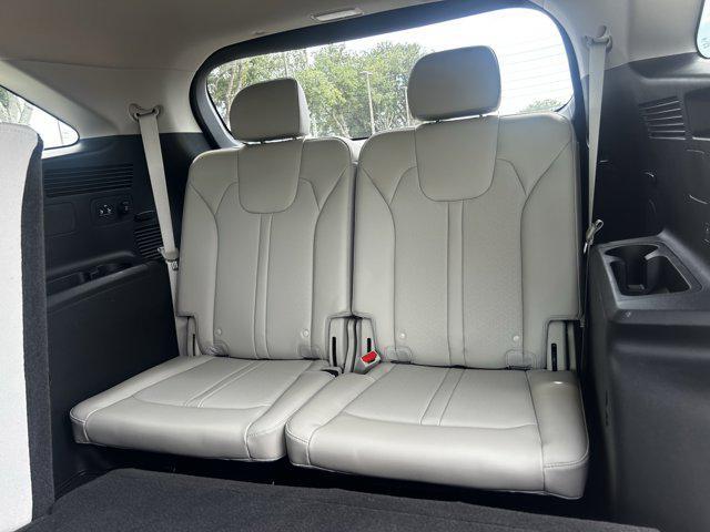 used 2023 Kia Sorento car, priced at $26,998