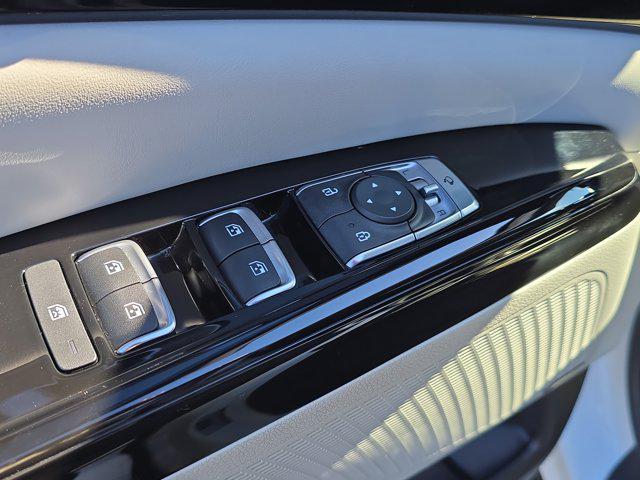 used 2022 Kia Carnival car, priced at $26,037